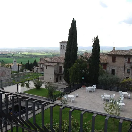 ホテル Cittadella Laudato Si' アッシジ