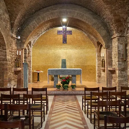 Cittadella Laudato Si' ホテル アッシジ