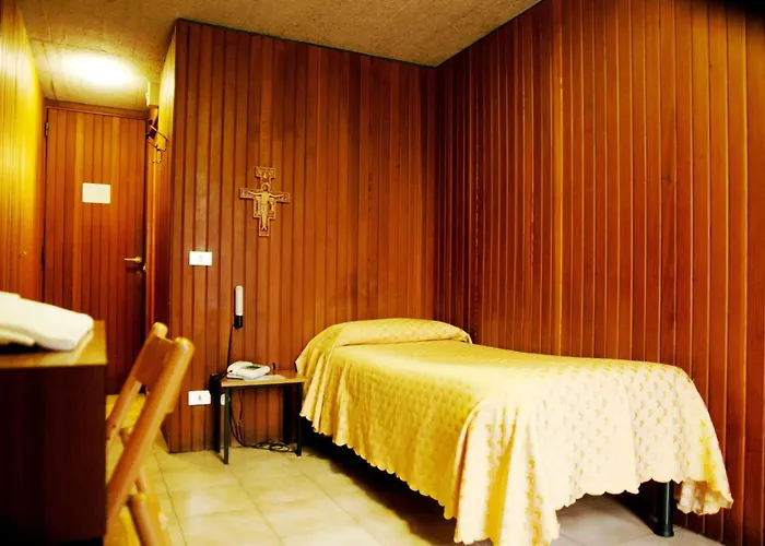 Cittadella Laudato Si' ホテル 3*